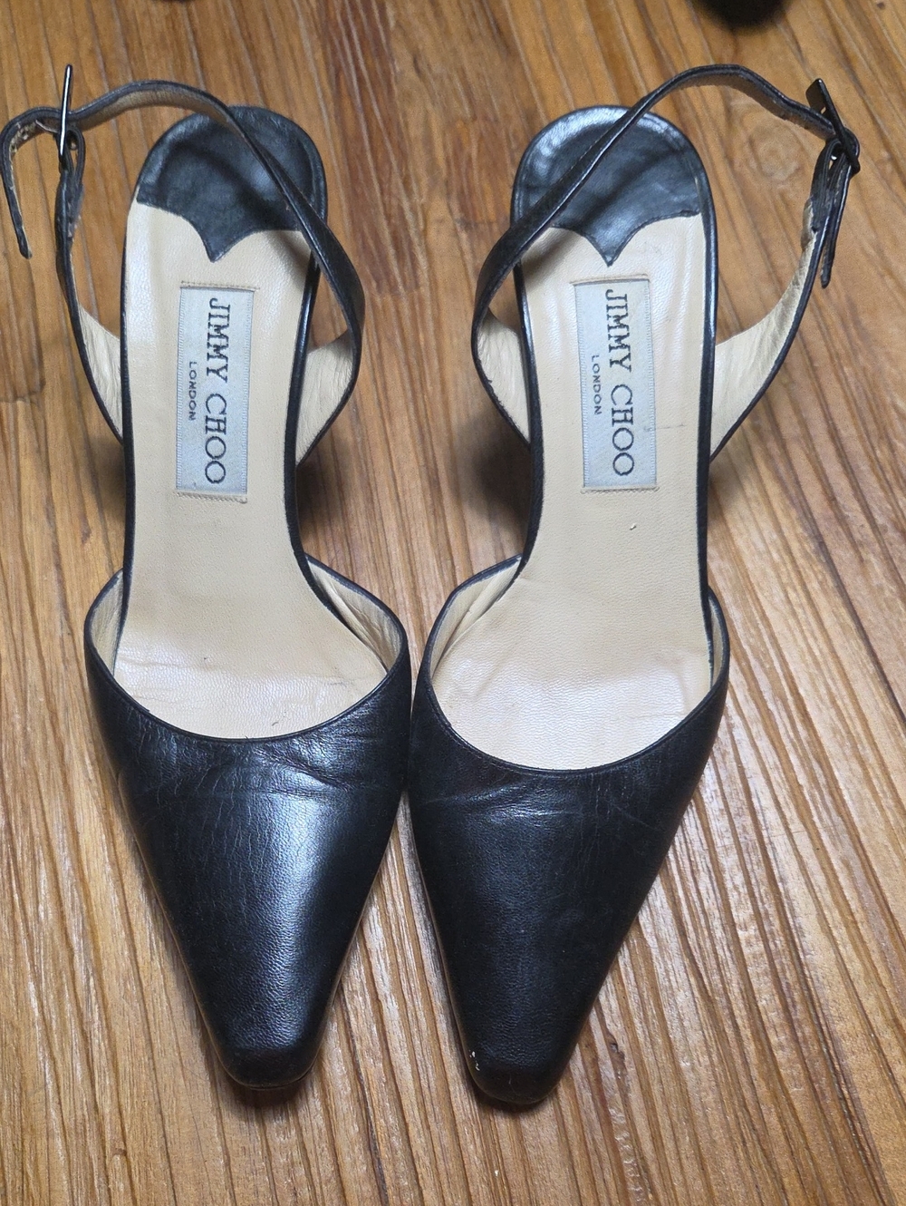 Jimmy Choo Black Pointed Leather Slingback Heels. Size35.5